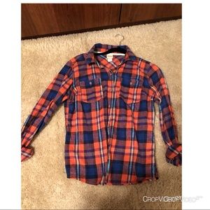 Cute Button up plaid shirt